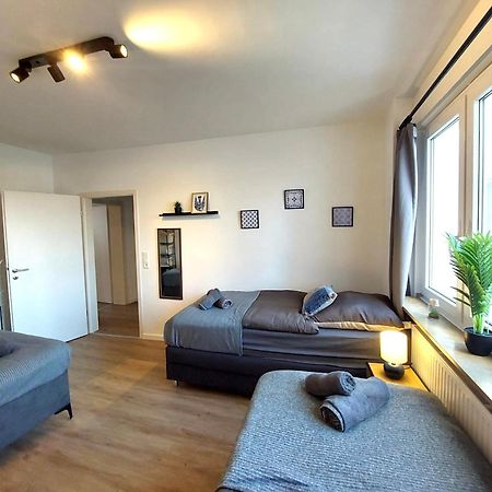 Rtr Essen - Fuer Bis Zu 8 Personen - Voll Ausgestattet - Zentral Limbecker Platz - Messe - Uniklinikum - Smart Tv - Modern Apartment Luaran gambar