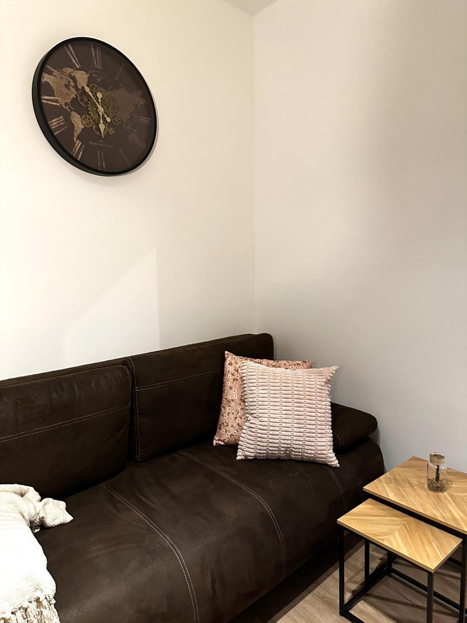 Rtr Essen - Fuer Bis Zu 8 Personen - Voll Ausgestattet - Zentral Limbecker Platz - Messe - Uniklinikum - Smart Tv - Modern Apartment Luaran gambar