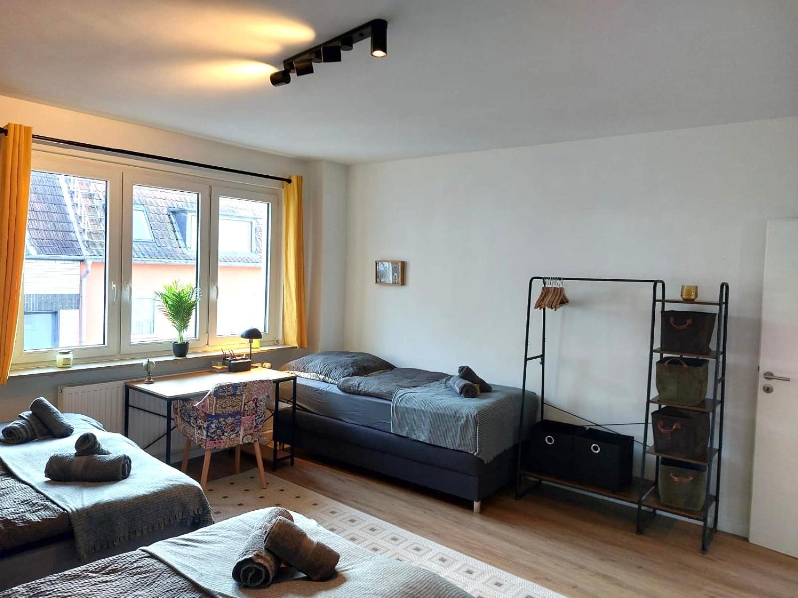 Rtr Essen - Fuer Bis Zu 8 Personen - Voll Ausgestattet - Zentral Limbecker Platz - Messe - Uniklinikum - Smart Tv - Modern Apartment Luaran gambar